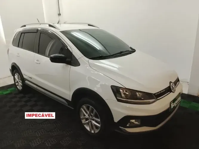 Volkswagen Spacecross 1.6 MI Total Flex 16V 2015