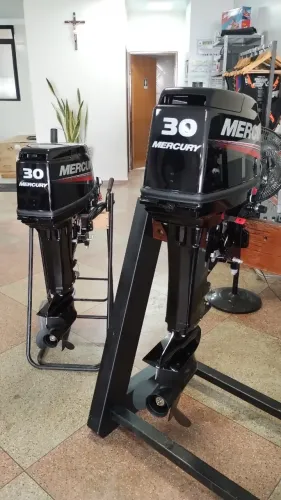 Motor Mercury 30hp Partida elétrica Novo Pronta entrega