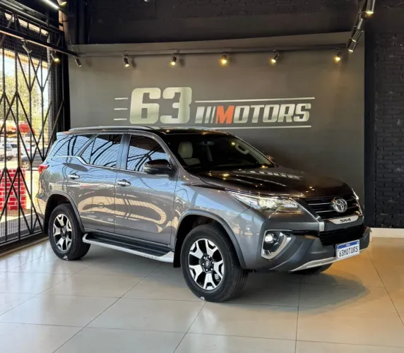 Toyota Hilux SW4 SRX Diamo. 4X4 2.8 TB DIE AUT 2020
