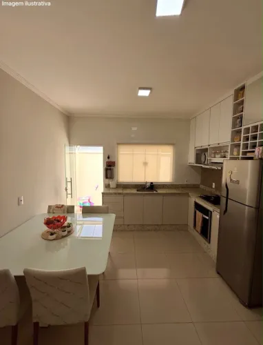CASA 3 QUARTOS - BAIRRO EM SOROCABA