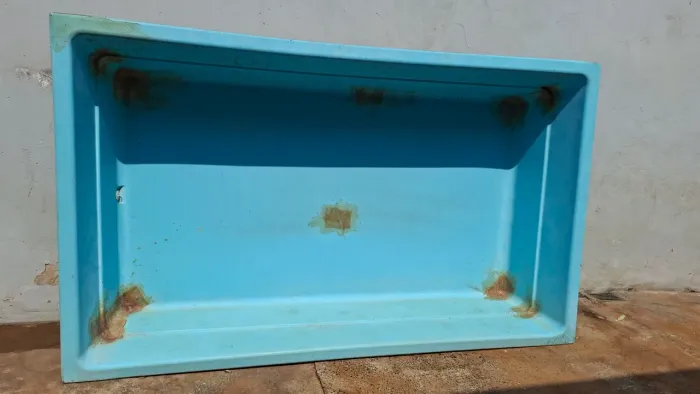 Vende-se piscina de fibra 