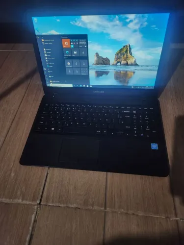 Notebook  Samsung  celeron dual core 4gb ddr3 HD 120gb Bluetooth tela 15.6  Windows 10