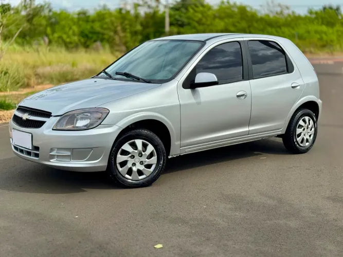 Chevrolet Celta Spirit/ LT 1.0 MPFI 8V Flexp. 5P 2013