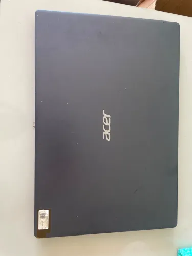 Notebook Acer Aspire 3 15,6? - 4GB RAM / 500GB- valor negociável