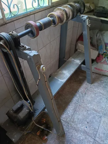 Vendo lixadeira de sapateiro 