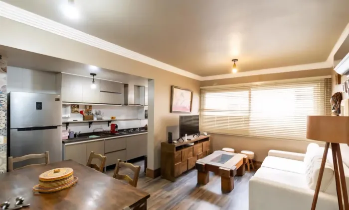Apartamento com 1 dormitório e 2 vagas