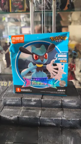 Blokees Riolu Lacrado