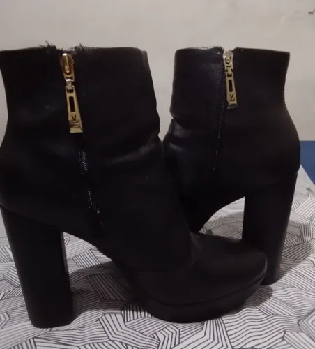 Bota Salto Alto Plataforma Vizzano nº 37 Preta