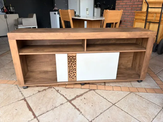 Rack para sala MDF conservada, medida 1,60 por 0,35 ((ENTREGO GRATIS))