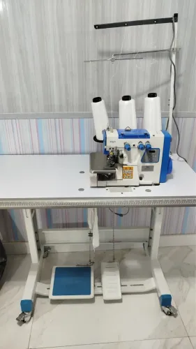 Máquina Overlock industrial de costura