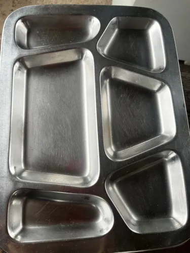 Bandeja com divisória