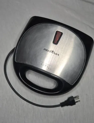 Sanduicheira E Grill Crome Inox Britânia