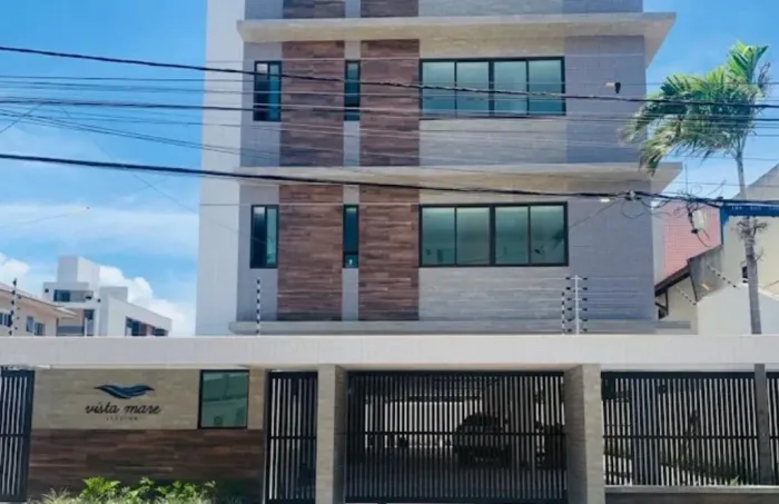 Flat mobiliado a 250 m do mar, pronto para locação por temporada, com piscina, elevador e
