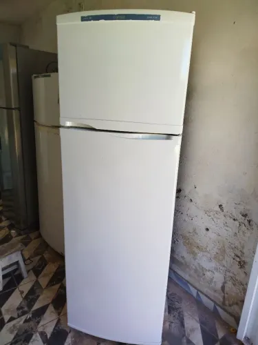 Geladeira Consul frost free funcionando perfeitamente