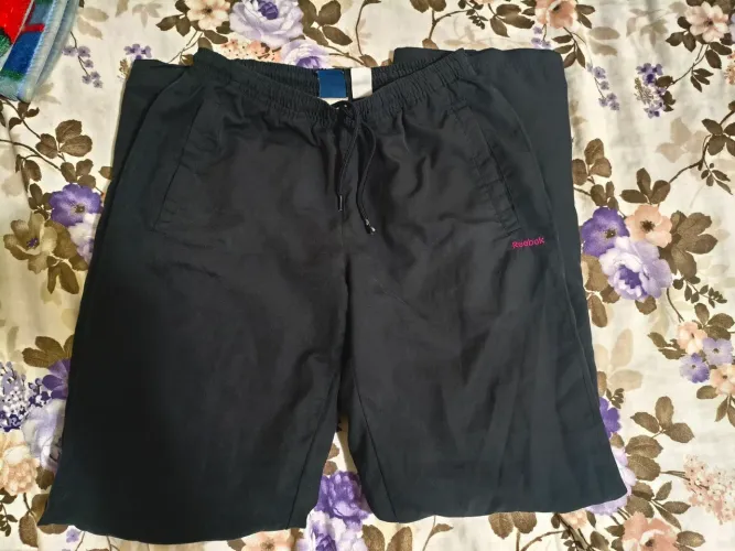 Calça Reebok Preta (P)