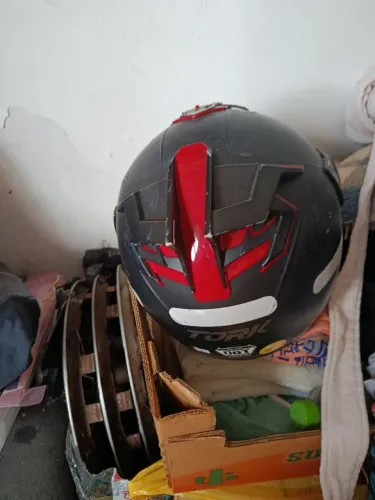 Capacete usado 