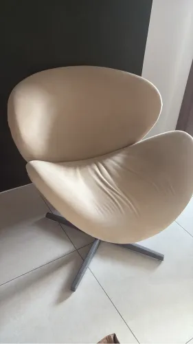 Poltrona giratória 