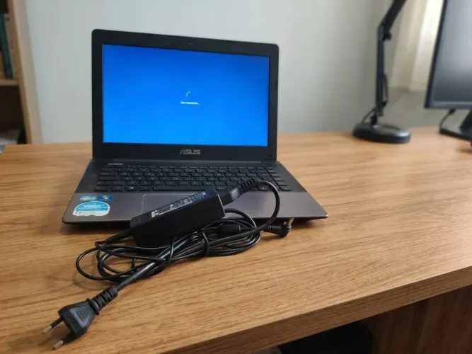 Notebook Asus A45A Com I5 - 3210M, Memória RAM de 6GB e HD de 500GB
