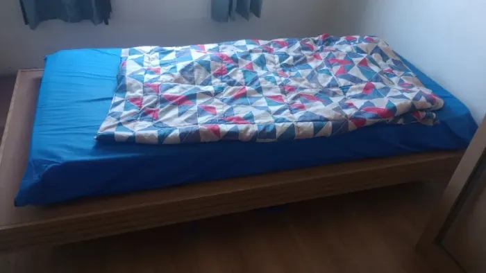 Cama solteiro samambaia