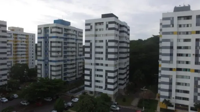 Vendo AP 3/4 na Paralela Condominio Amazonia