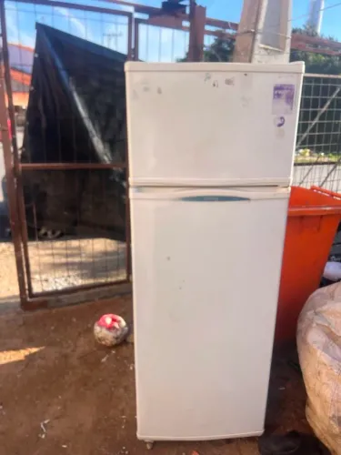 Geladeira consul entrego 110v