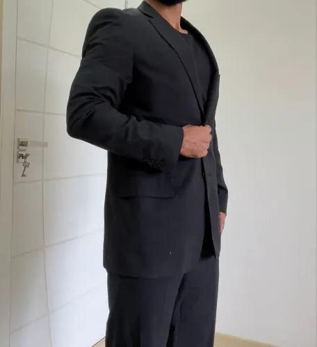 Terno Aramis preto risca de giz Tamanho M