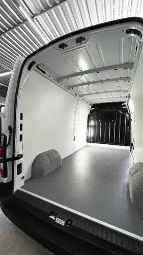 Revestimento de Vans e Baús 