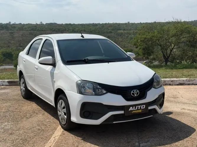 Toyota Etios X Sedan 1.5 Flex 16V 4P Mec. 2020