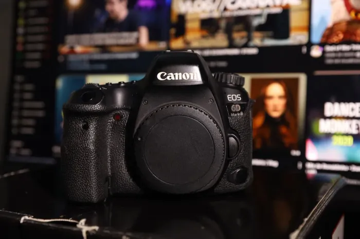 Canon 6D Mark II