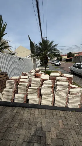 Telhas para doação