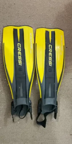 Nadadeira Cressi Pro Light