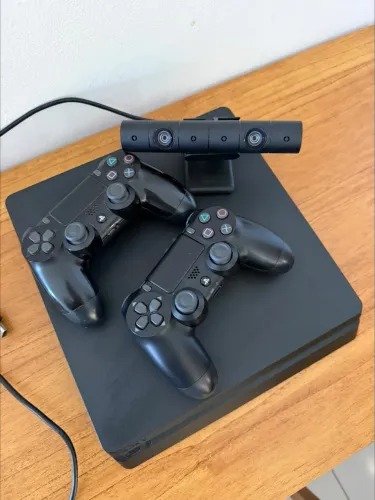 PlayStation 4 Slim 1TB + Kit Completo (Câmera/2 Controles/Jogo)