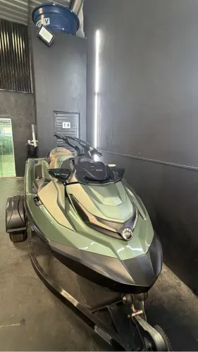 ACEITO CARRO E MOTO NO NEGÓCIO SEADOO JET SKi LIMITED GTX 300 ANO 2022