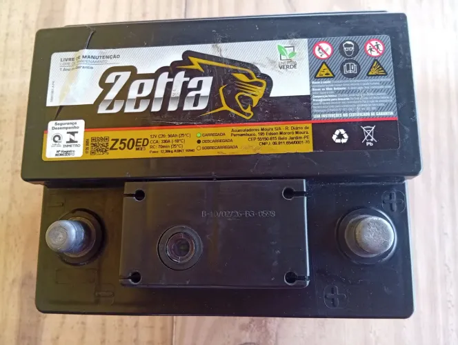 Bateria zetta de 50 amperes . Faço entrega só ligar pra (82)9  *