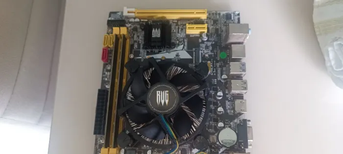 Placa mãe com i7 3770 +16g de ram
