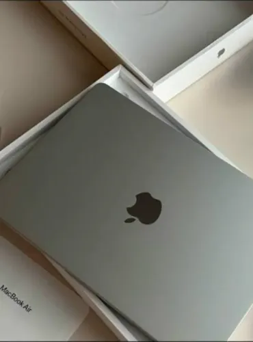 Macbook Air M5 16gb 512 Silver Tela de 15, Zero, garantia 11 meses Caixa Completo Ac Troca