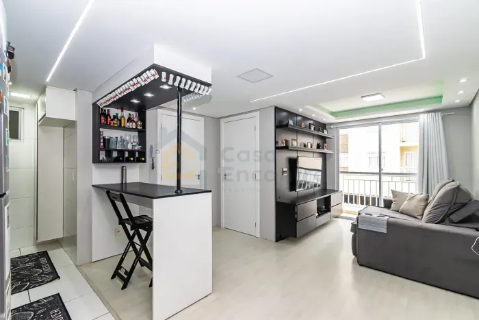 Apartamento 50m2 mobiliado, 1 Dormitório com Closet, Automatizado com IA, Sítio Cercado