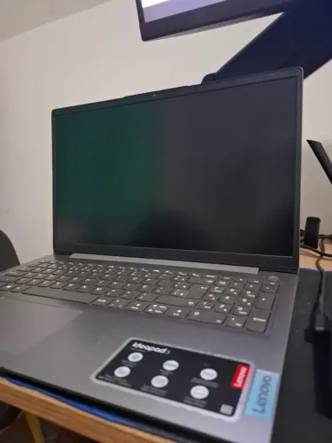 Notebook Lenovo IdeaPad 3 - Ryzen 7 | 20GB RAM | Quase 1TB SSD