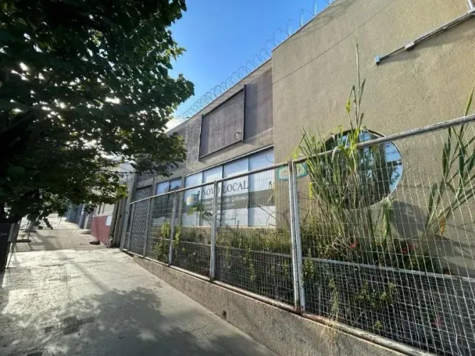 Imóvel Comercial para aluguel com 300 m² - Bairro Araés - Cuiabá - MT