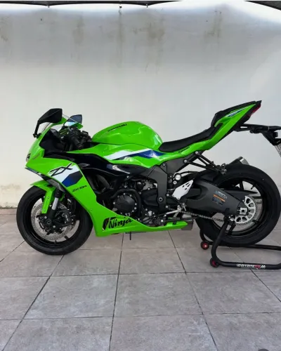 VENDO ZX6R 2026, apenas 2mil km rodado