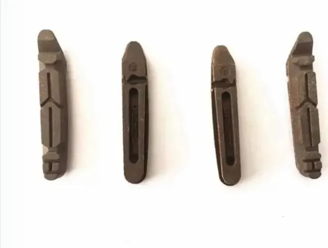 Pastilhas de freio (carbono ou alumínio)