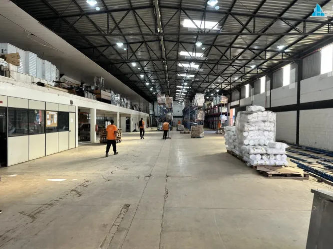 Galpão em terreno de 10.000m² - Polo JK- Santa Maria
