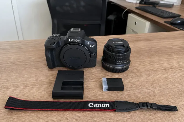 VENDO CANON R50 MIRRORLESS NOVA