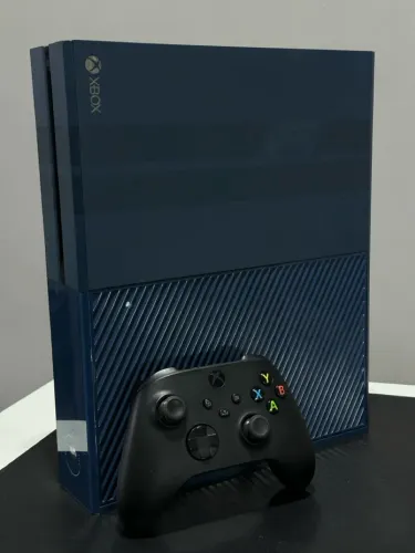 XBOX ONE 1TB Versão Forza Horizon + 2 Controles!