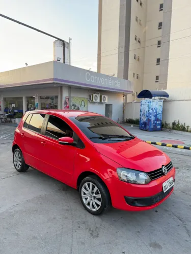 Volkswagen Fox 1.0 MI Total Flex 8V 5P 2013