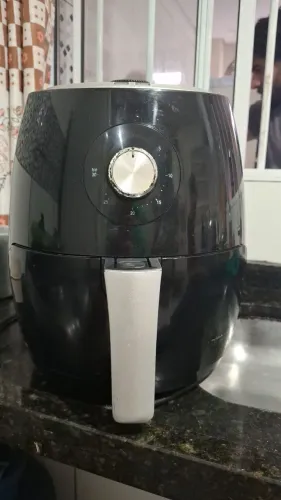 Funciona perfeitamente estou vendendo pq ganhei outra.