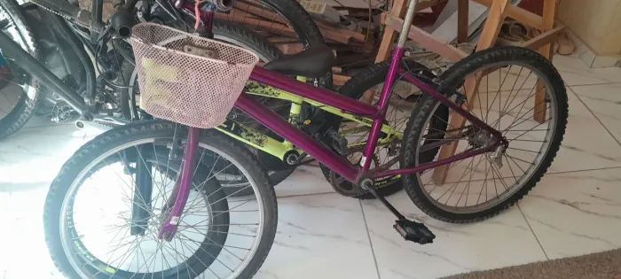 Vendo bike criança.