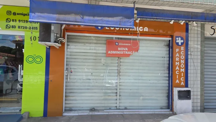 Alugo sala comercial no melhor local do bairro Cristo Redentor, com banheiro
