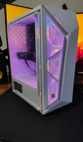 PC GAMER RYZEN 3600x + 1660+ 16GB RAM + SSD
