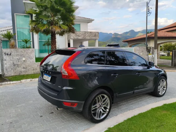 Volvo XC 60 3.0 AWD 5P 2010